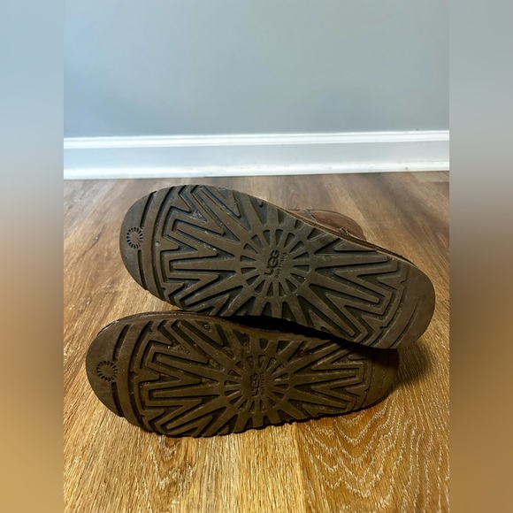 Brown Tall Uggs Size 8 - Picture 5 of 5